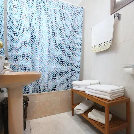 Las Vistas Apartment